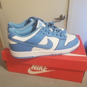 Nike Dunk Low UNC Size 10